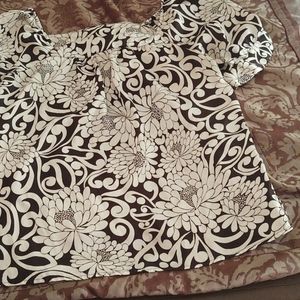 Black and white floral print blouse